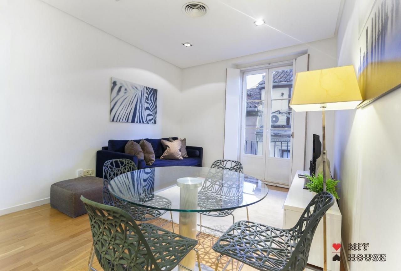 Mit House Puerta Del Sol III En Madrid Leilighet Eksteriør bilde