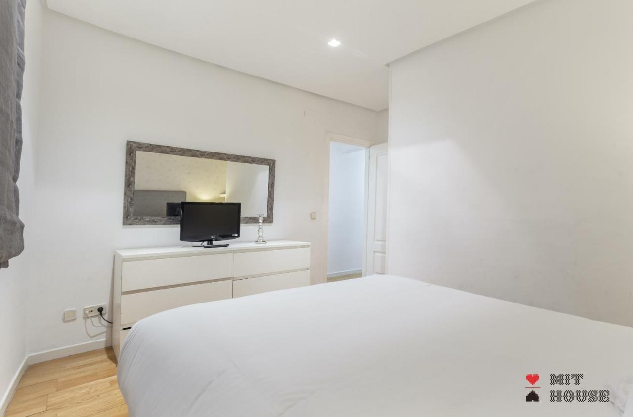 Mit House Puerta Del Sol III En Madrid Leilighet Eksteriør bilde