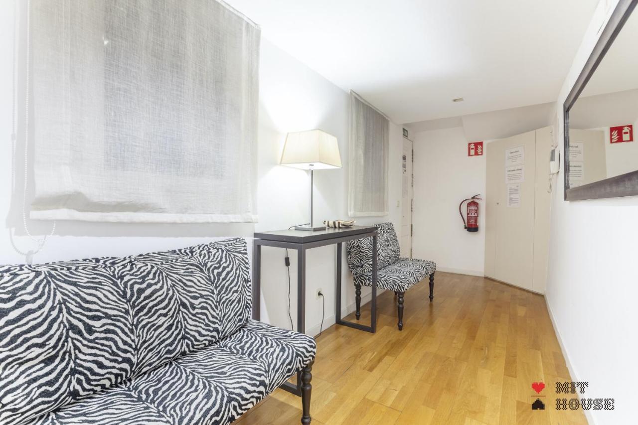 Mit House Puerta Del Sol III En Madrid Leilighet Eksteriør bilde