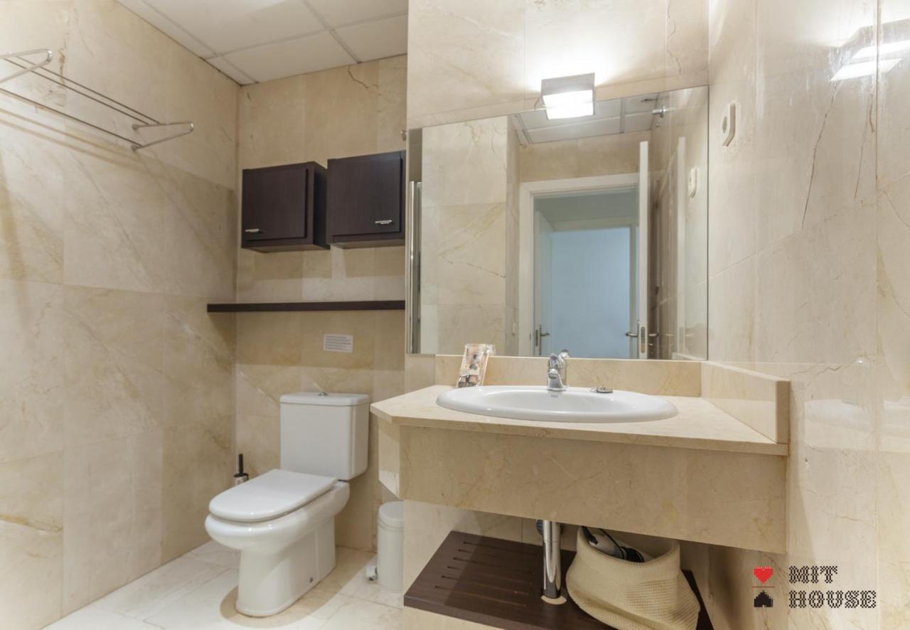 Mit House Puerta Del Sol III En Madrid Leilighet Eksteriør bilde